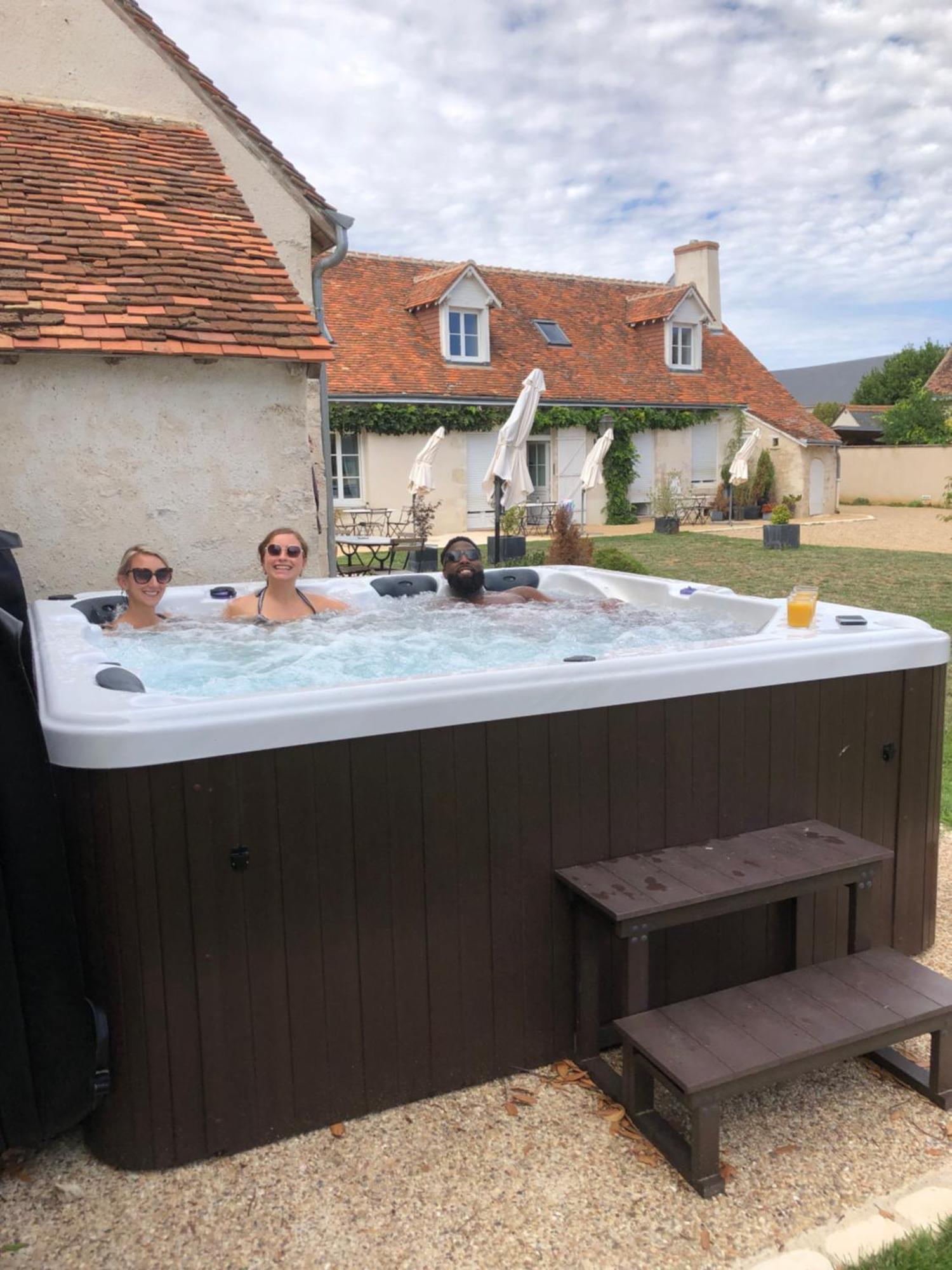 Domaine De Praline Praline Bed & Breakfast Villerbon Bagian luar foto
